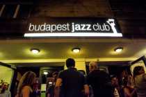 A Váci Pikéthy Konzi Jazz Tanszakának évi I. bemutató koncertje A Váci Pikéthy Konzi Jazz Tanszakának évi I. bemutató koncertje