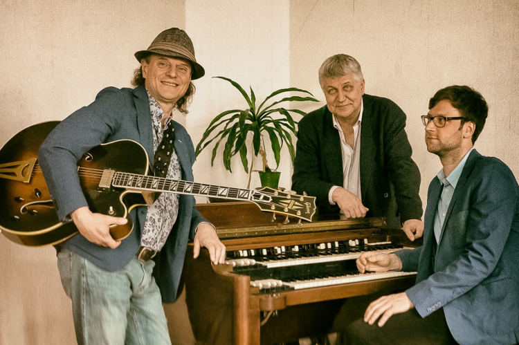 Gyárfás & Premecz Organ Trio - Wes Montgomery emlékest Gyárfás & Premecz Organ Trio - Wes Montgomery emlékest