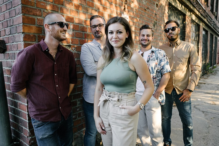 Hász Eszter Quintet Hász Eszter Quintet