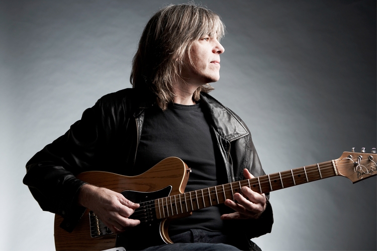 Mike Stern Band feat. Dennis Chambers, Bob Franceschini & Tom Kennedy