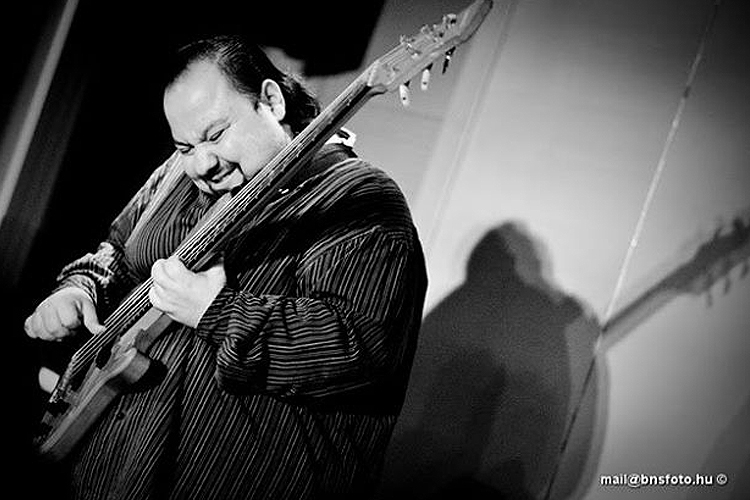 Pluto Fusion Band Pluto Fusion Band