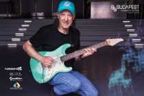 SCOTT HENDERSON TRIO SCOTT HENDERSON TRIO