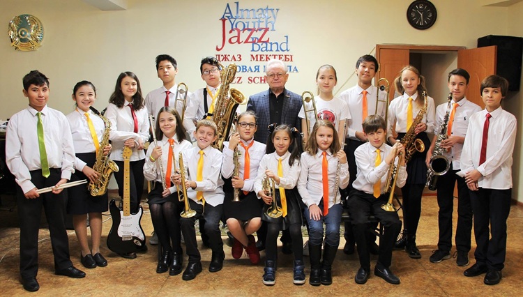 Almaty Youth Jazz Band 