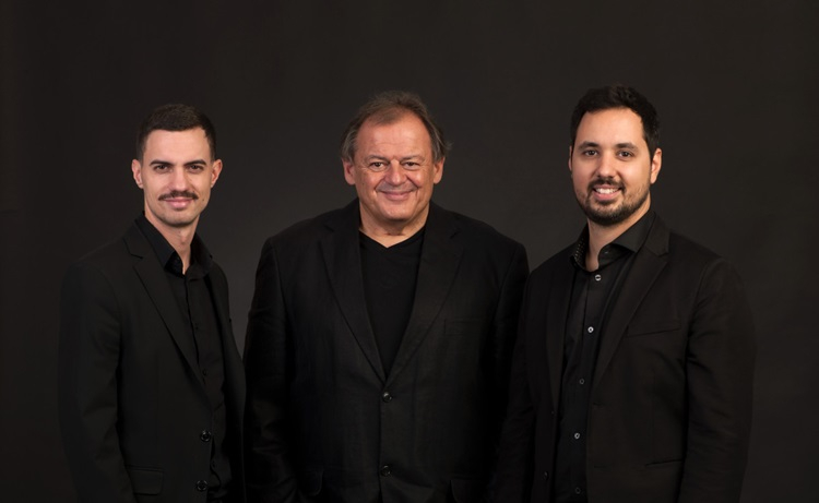 Binder Trio plays Bartók Binder Trio plays Bartók