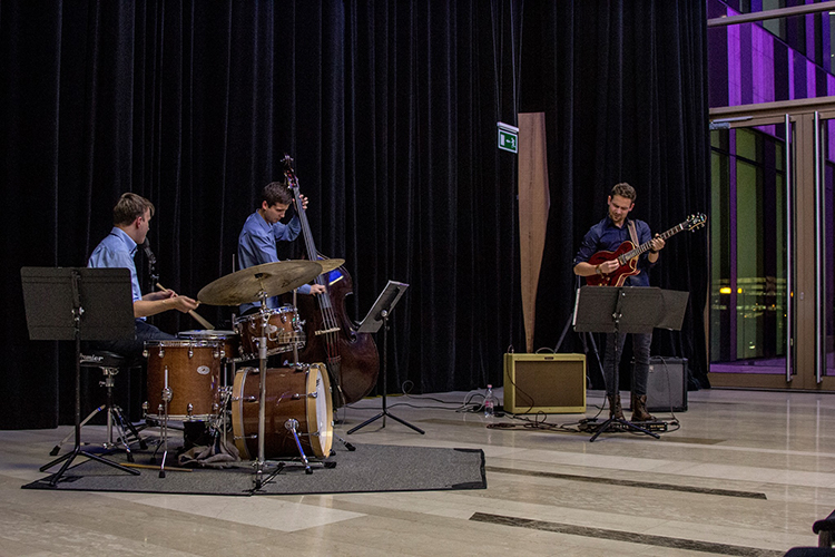 Heritage B Trio Heritage B Trio
