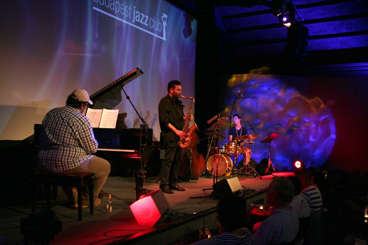 Molnár Sándor Trio Molnár Sándor Trio