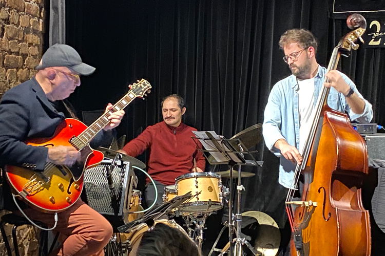ÖNDER FOCAN TRIO